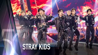 Stray Kids Perform 